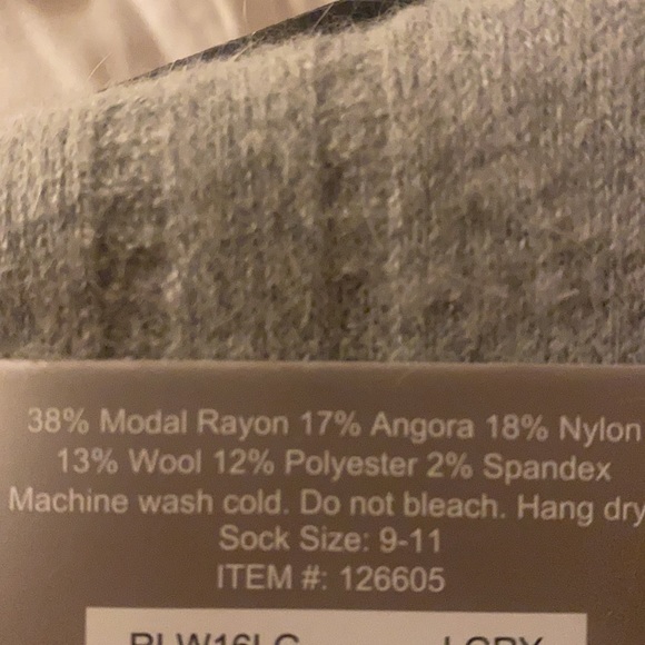 ❤️…Rockport Grey Angora Socks - Picture 2 of 2